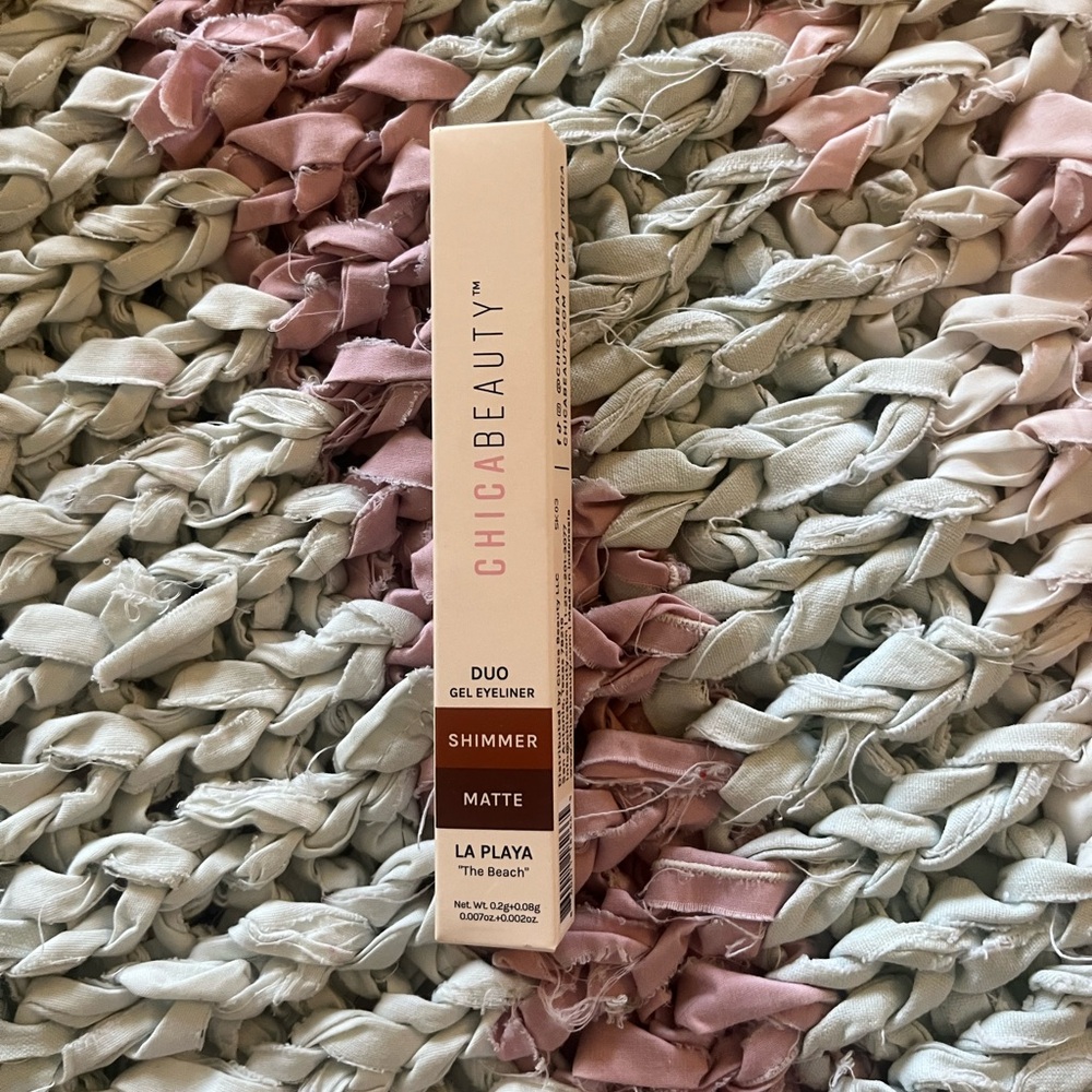 CHICA BEAUTY Duo Gel Eyeliner - La Playa (Shimmer & Matte) - Pink/Tan